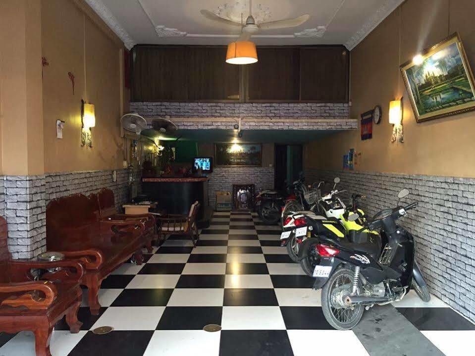 Pich Guesthouse Phnom Penh Exterior foto